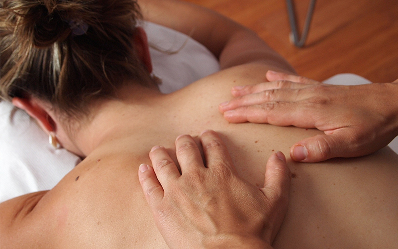 TERAPEUTICKÁ MASÁŽ